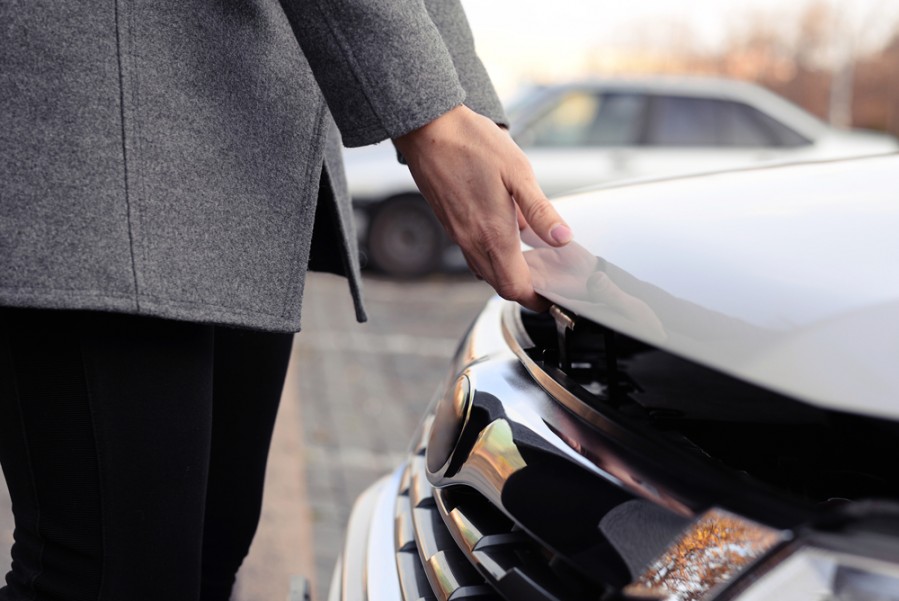 Capot de voiture : tout ce qu'il faut savoir !