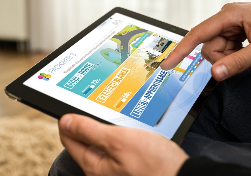 Code en ligne : quels sont les avantages et inconvénients ?