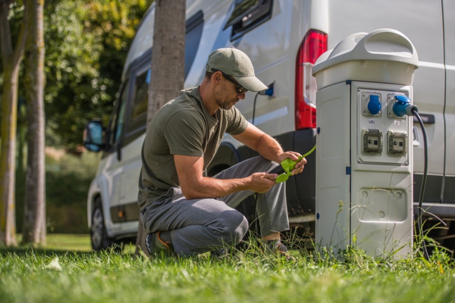 Quels bénéfices peut-on attendre d'un camping-car électrique par rapport à un modèle traditionnel ?